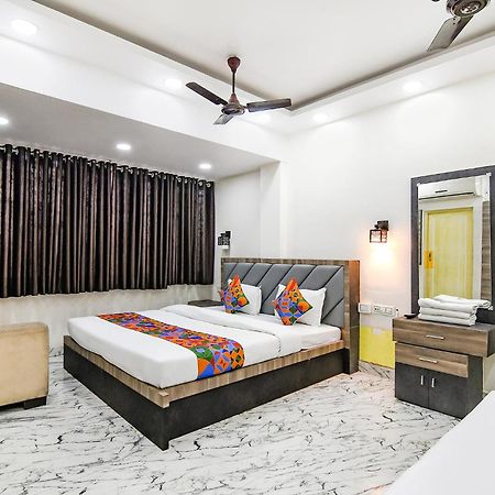 Fabexpress Sr Royale - Nr Sealdah Station Otel Kalküta Dış mekan fotoğraf