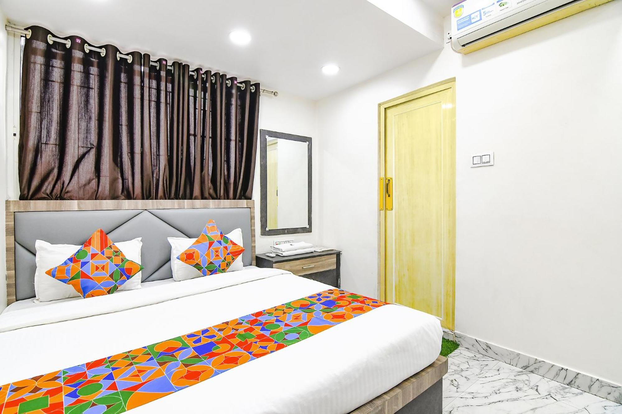 Fabexpress Sr Royale - Nr Sealdah Station Otel Kalküta Dış mekan fotoğraf