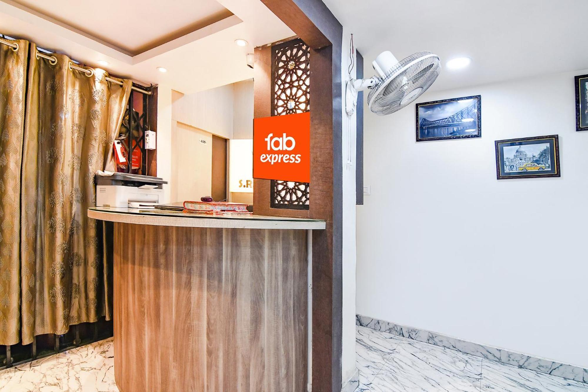 Fabexpress Sr Royale - Nr Sealdah Station Otel Kalküta Dış mekan fotoğraf
